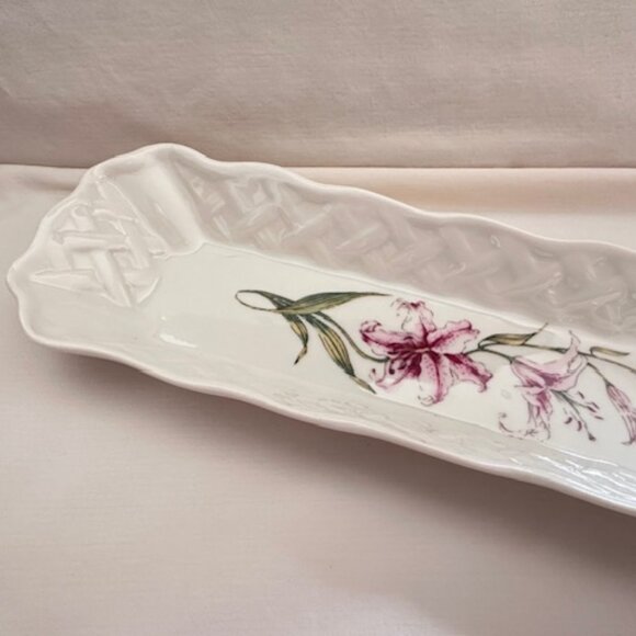 Belleek Porcelain Mint Tray - Picture 2 of 8